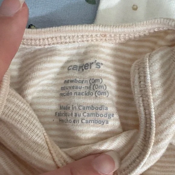Neutral Safari & Stripe Baby One-Piece Set — Beige/Off-White and Green - Picture 4 of 6